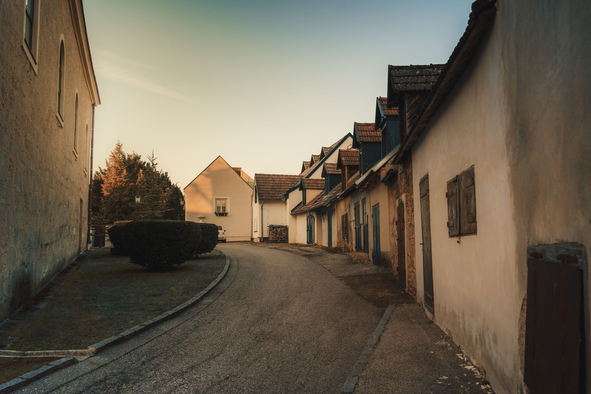 Immobilien: Wohnhaus in ruhiger Wohnlage Immobilien: Wohnhaus in ruhiger Wohnlage